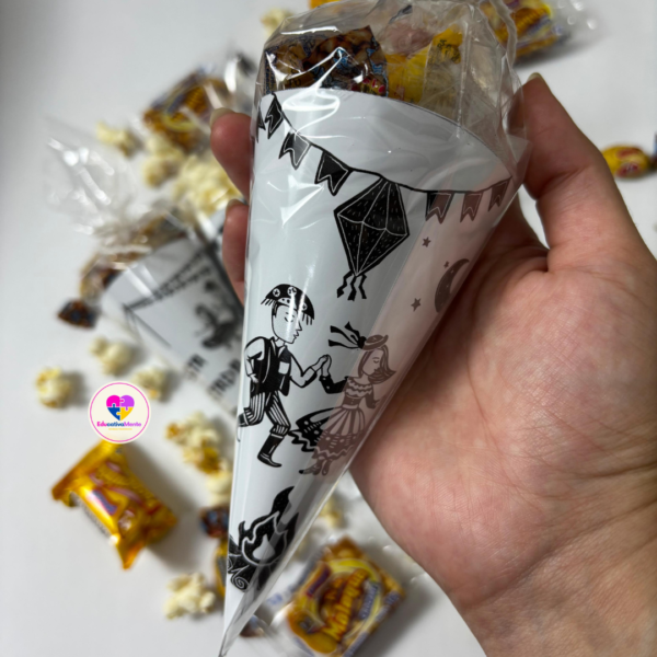 Cones – Cordel Junino